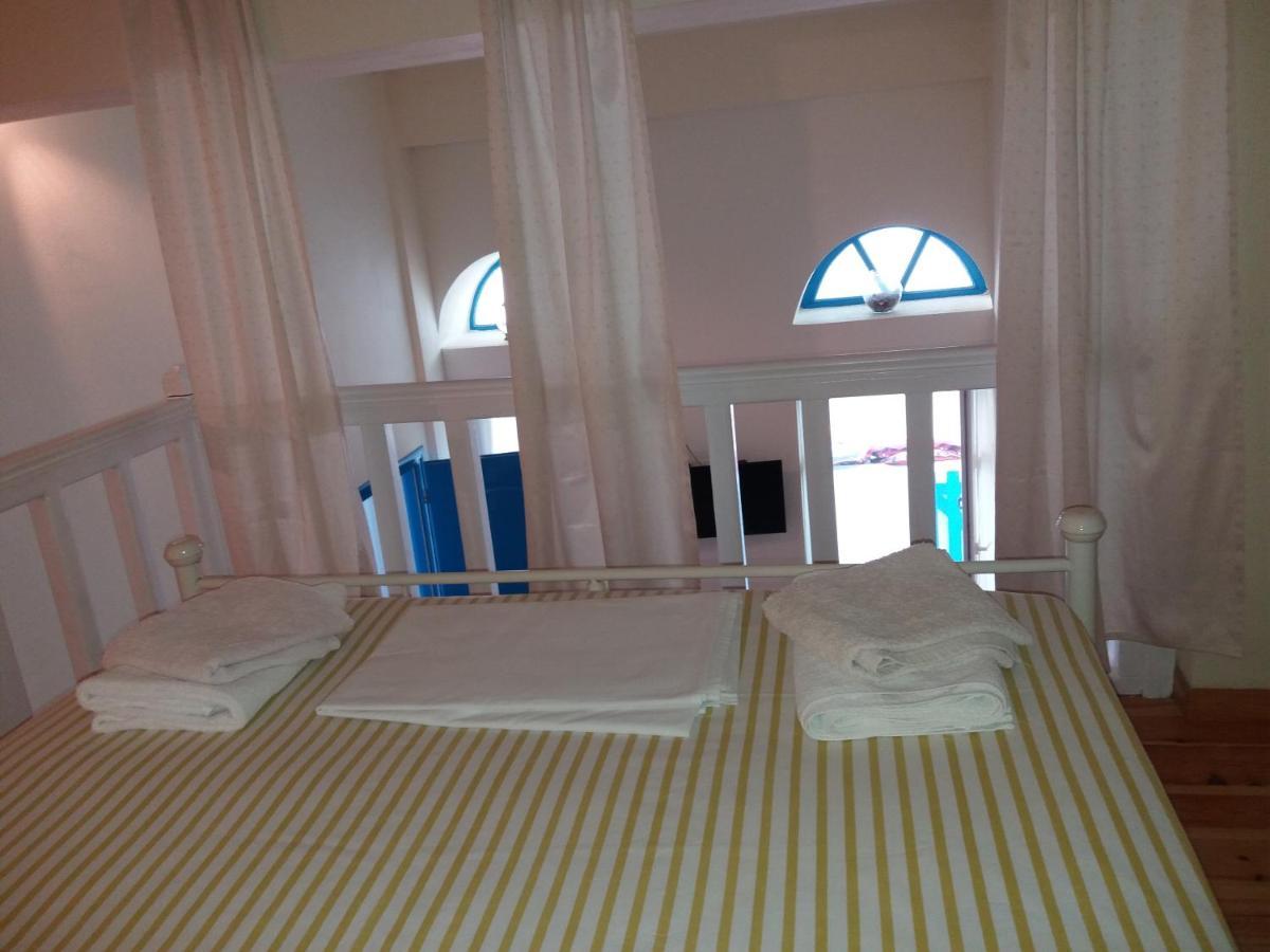 Roula'S Suites Ándros Dış mekan fotoğraf