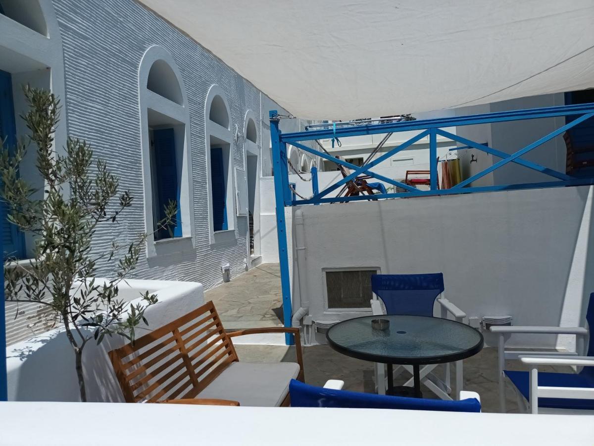 Roula'S Suites Ándros Dış mekan fotoğraf